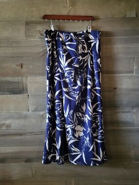 Abercrombie And Fitch Maxi Skirt Blue And White Size M Resortwear Beach NWT